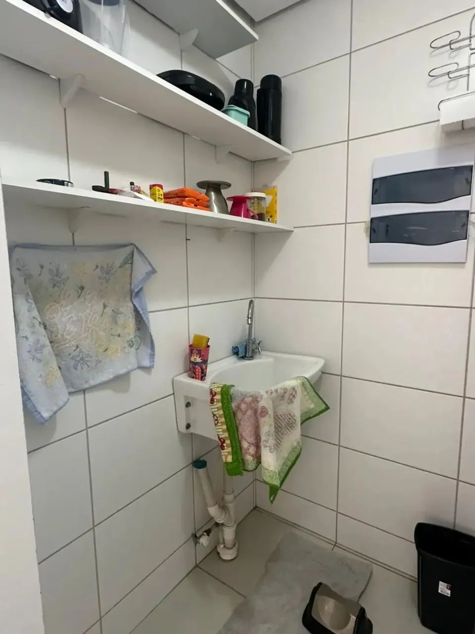 Imóvel para aluguel possui 54 metros quadrados com 2 quartos em Pina - Recife - PE - Foto 12