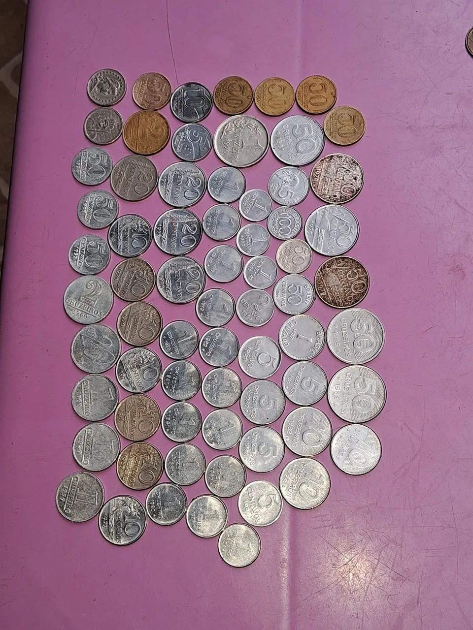 Moedas antigas cruzeiro, um centavo...