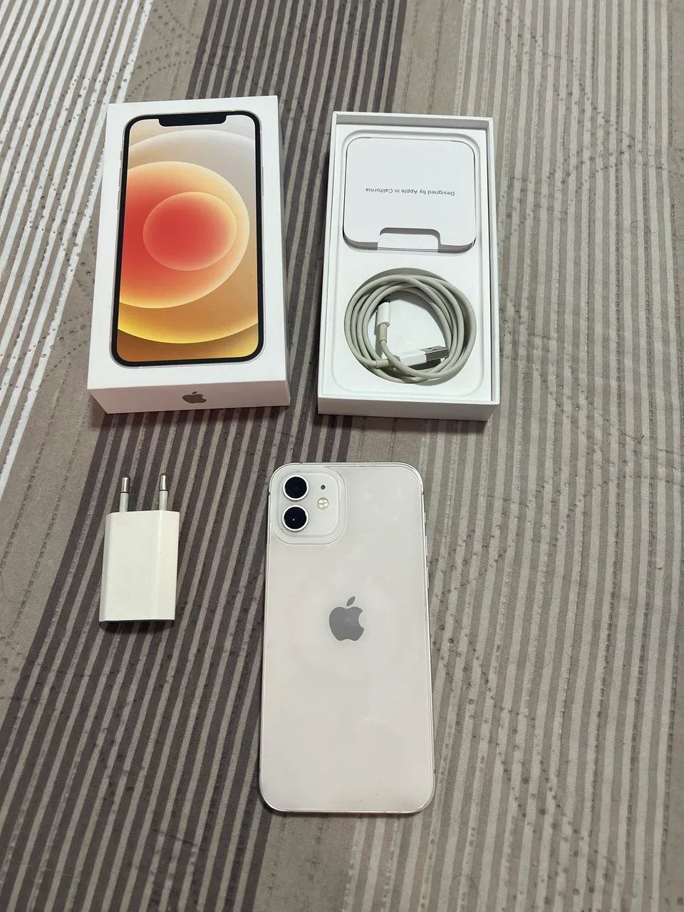 iPhone 12  - Foto 2