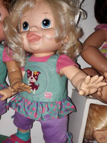 Baby alive aprendendo a andar