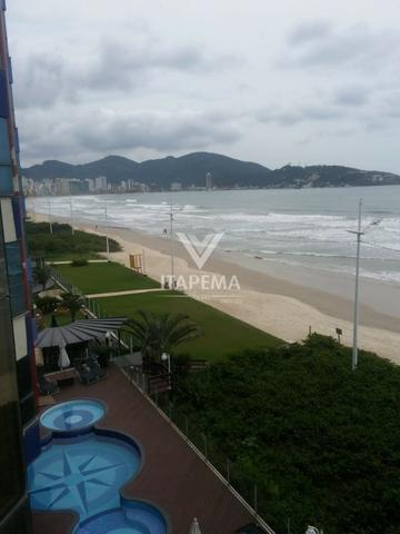Frente Mar - Apartamento Mobiliado, 04 Suítes com 270m² + 03 Vagas em Itapema - Foto 17