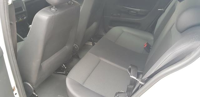 Volkswagen Gol 1.6 G7 super conservado - Foto 9