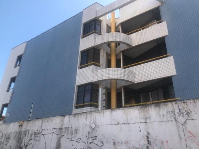 Apartamento compacto no Papicu