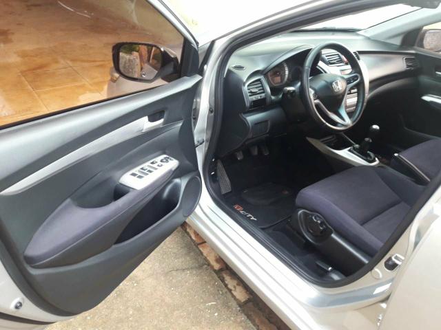 Vendo ou troco honda city ex mec impecável - Foto 4