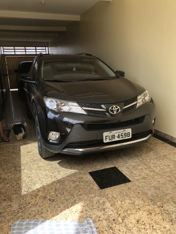 Vende-se Toyota Rav4
