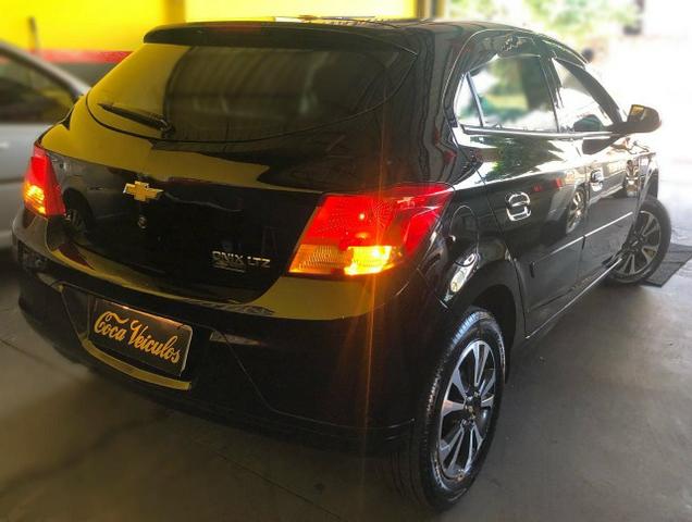 Gm - Chevrolet Onix ltz 2016 1.4 - Foto 3