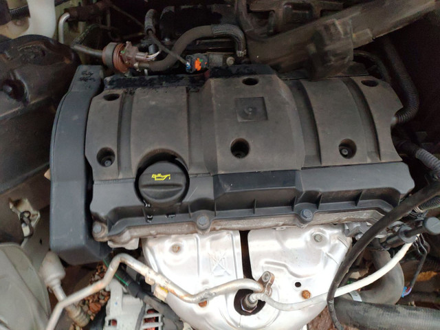 Motor parcial Peugeot 208 Citroen C3 Aircross 1.6 16v vvt