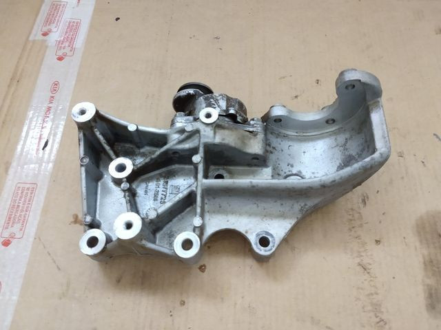 Suporte Compressor Alternador Cobalt - Foto 3