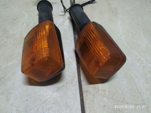 Piscas (setas) da Suzuki GSX R 1100 93 - Foto 2