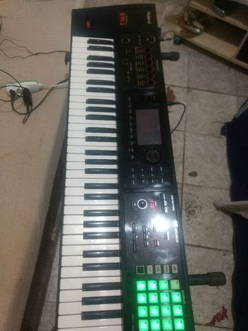 Roland FA6