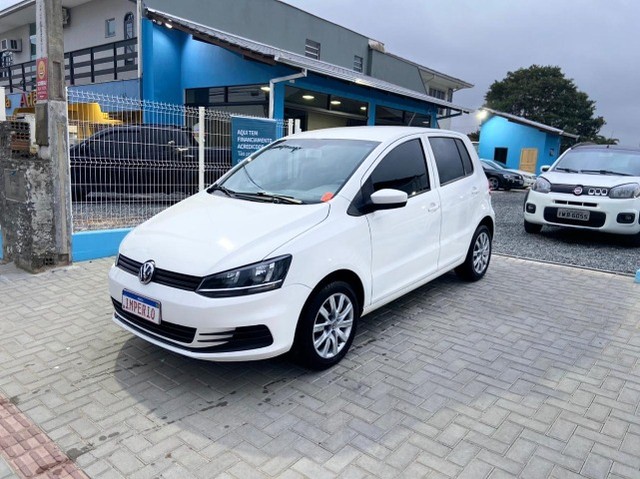 VW FOX TRENDLINE 2015 1.6 COMPLETO SEM SINITRO SEM LEILÃO ACEITO TROCAS