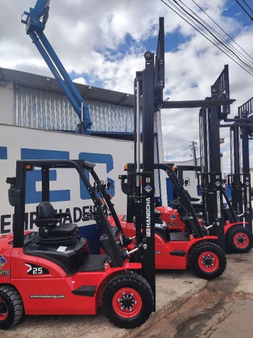 Empilhadeiras Hangcha Nova Diesel ? Modelo 25XR ? Parcelamos em até 18x no cartão. - Foto 3