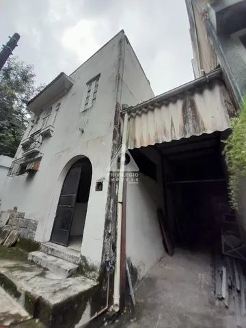 Casa ampla no Cosme Velho