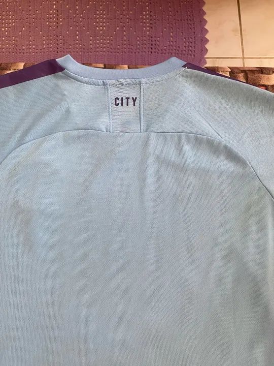 Camisa de Futebol Manchester City - Tamanho M - Foto 5