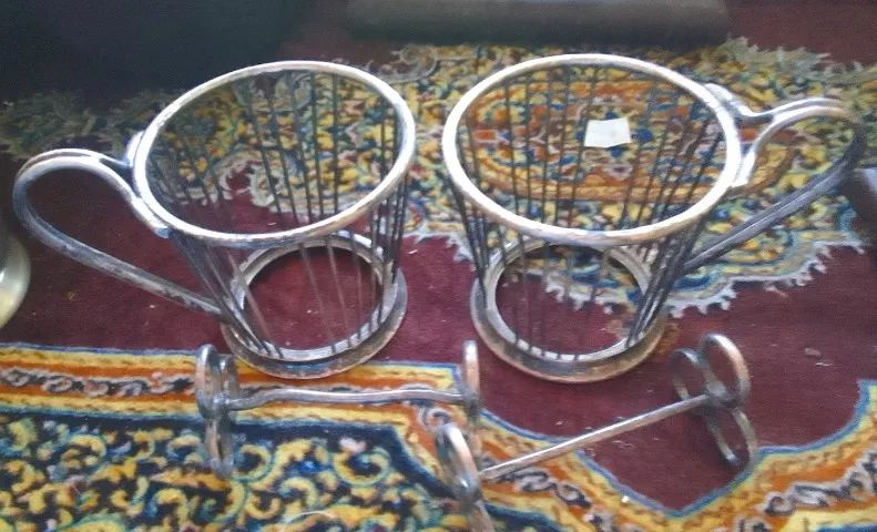 Conjunto Bule dois suportes copos e dois descansos talheres Grand Silver Company 1930   - Foto 4
