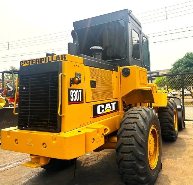 Pá Carregadeira 930T ano 94 - Foto 4