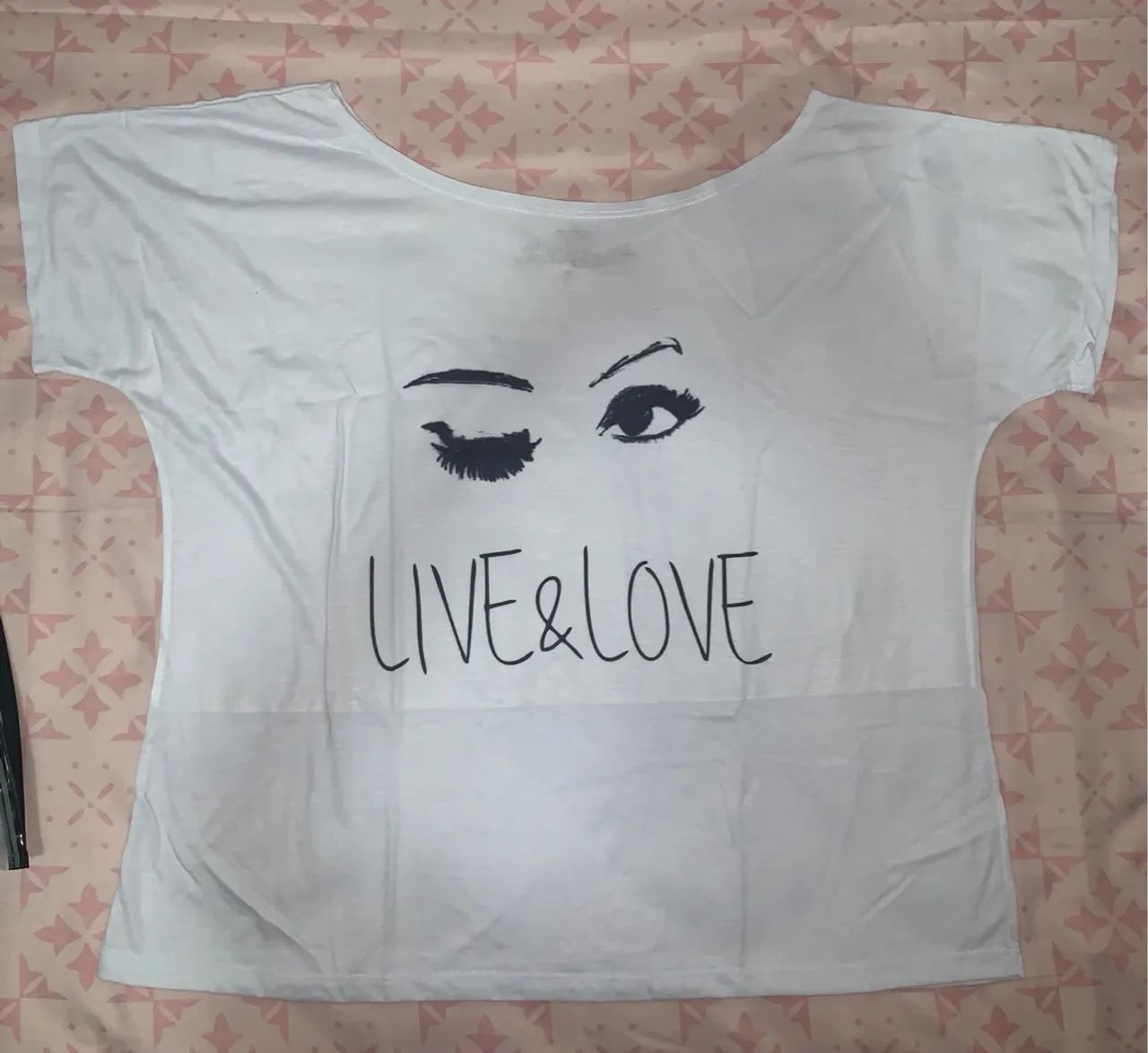 Camiseta Live & Love - Branca - Tamanho G