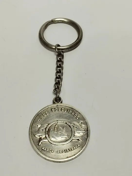 Chaveiro Antigo Metal Três Porquinhos 