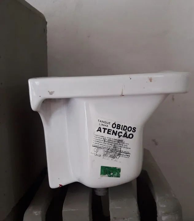 Tanque de Louça,20 litros Suspenso - Super novo - Foto 2