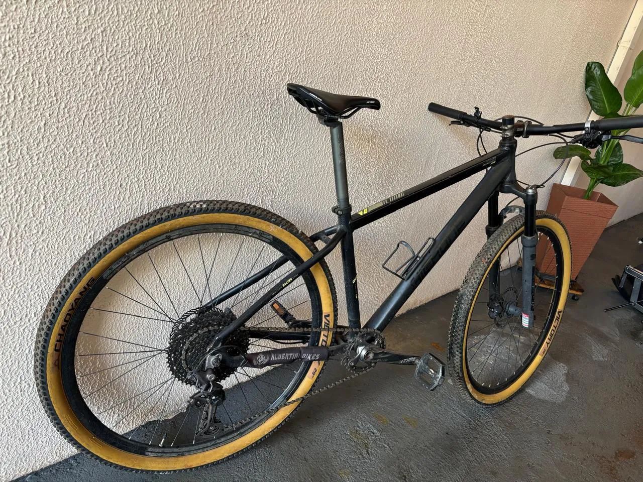 Bicicleta Mountain Bike high one