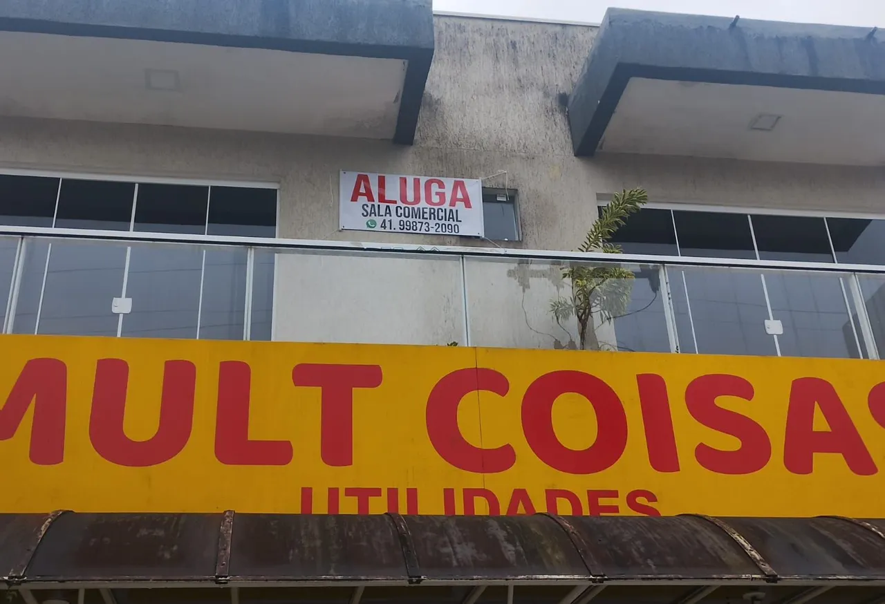 Aluga-se sala comercial