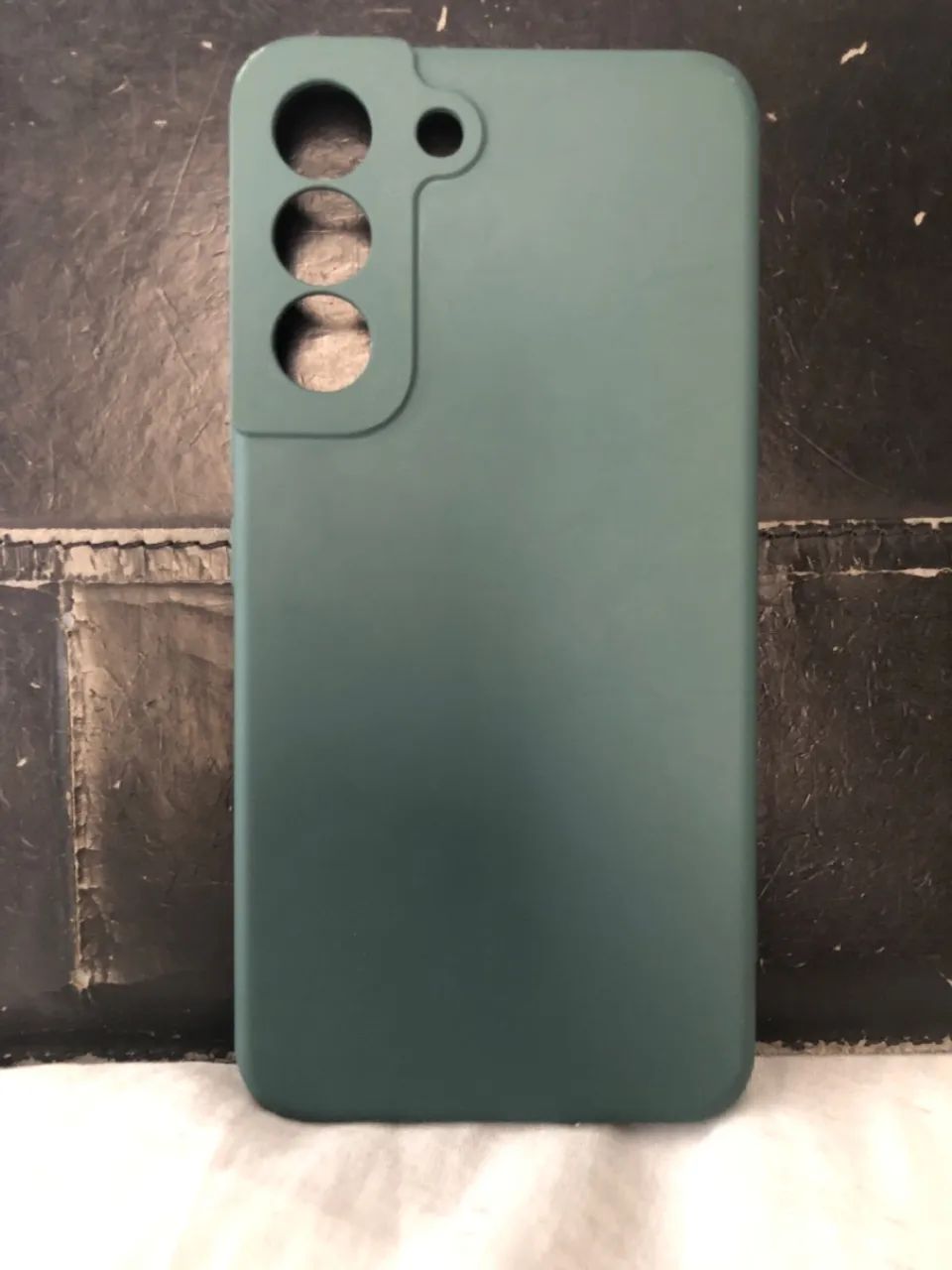 Capa de proteção verde musgo TPU /silicone para Galaxy S22/S22+ - Foto 2