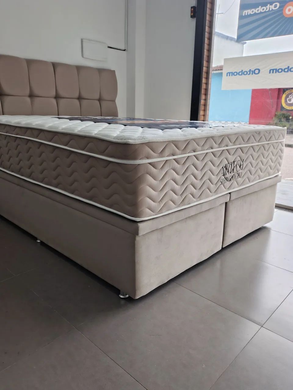 CAMA BOX QUEEN BASE+COLCHÃO 1.98X1.58 ENTREGA GRÁTIS 