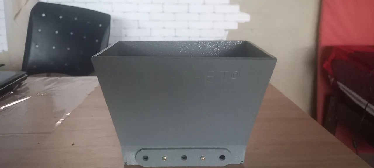 Pistola projetora de argamassa chapisco e textura 4.4 Litros - Foto 2