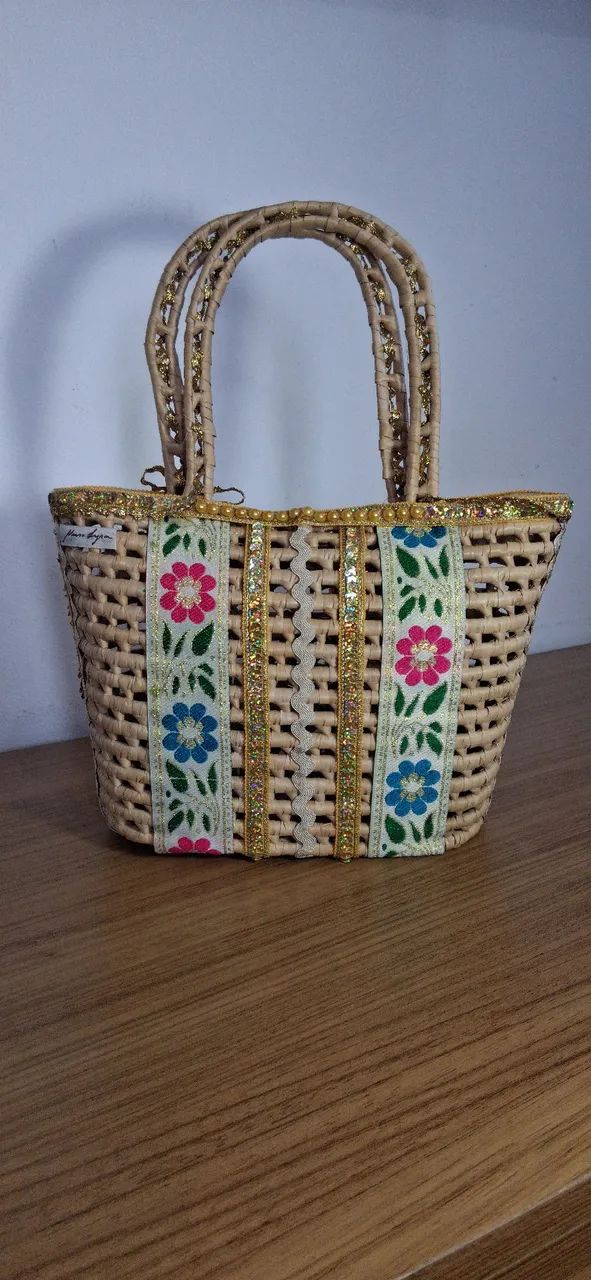 Bolsa Musa Lira - Nova, artesanal e exclusiva!