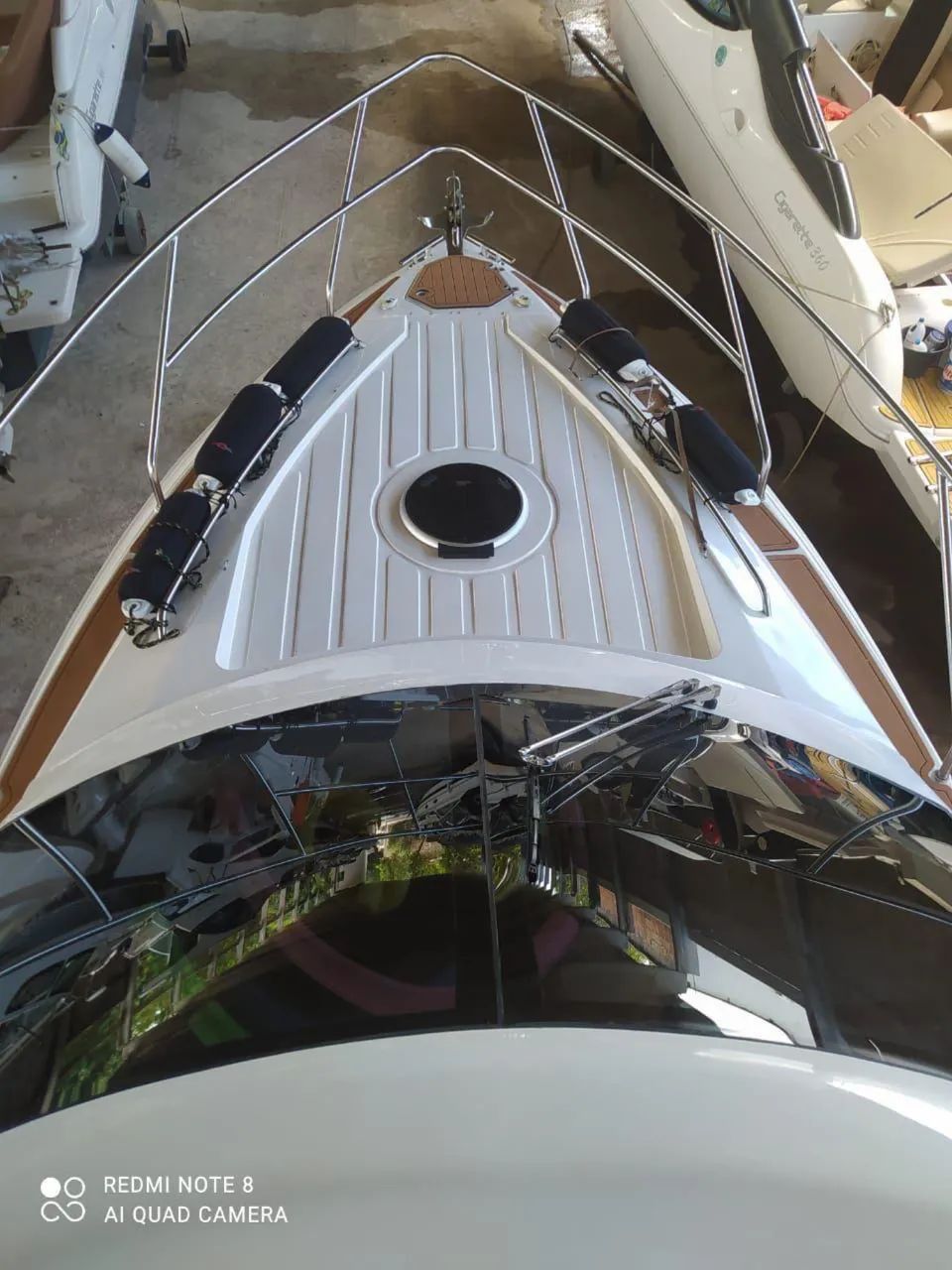 Lancha royal mariner 40 pés ano 2022 praticamente zero 179h de uso  - Foto 8