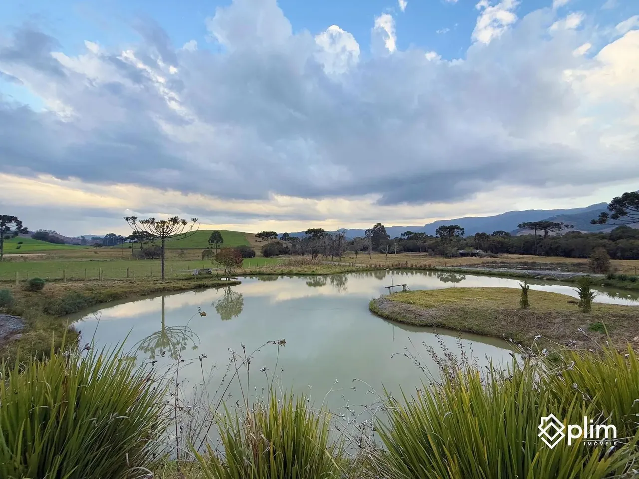 Terreno para Sítio de 10 Hectares com Lagoa e Vista em Bom Retiro SC