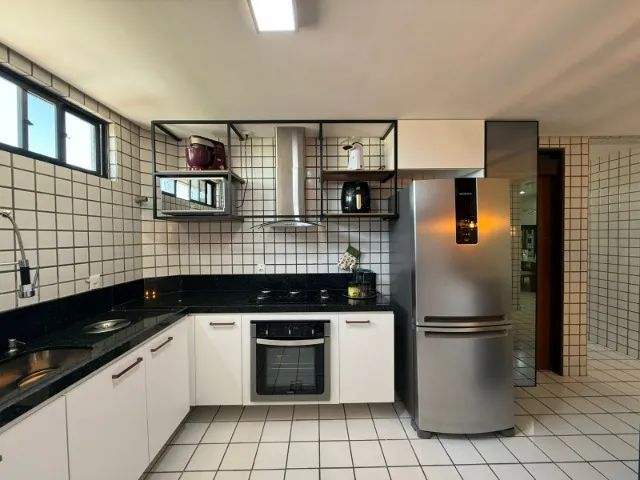 Apartamento em Intermares com 04 quartos, sendo 02 suítes e com vista mar perfeita. - Foto 4