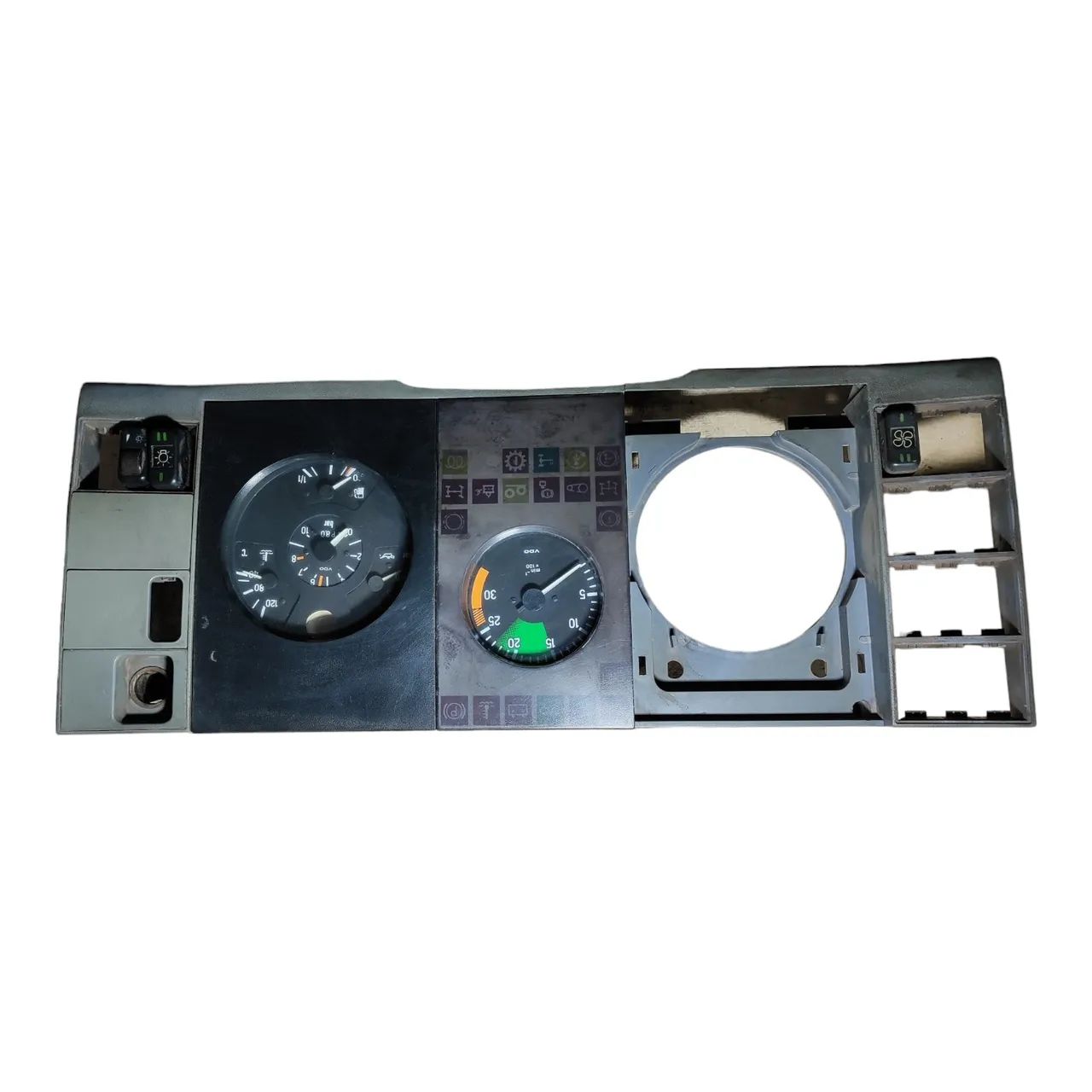 Painel De Instrumentos Cam Mb 709/710/914/1418 12v E353 Cinza - Foto 2