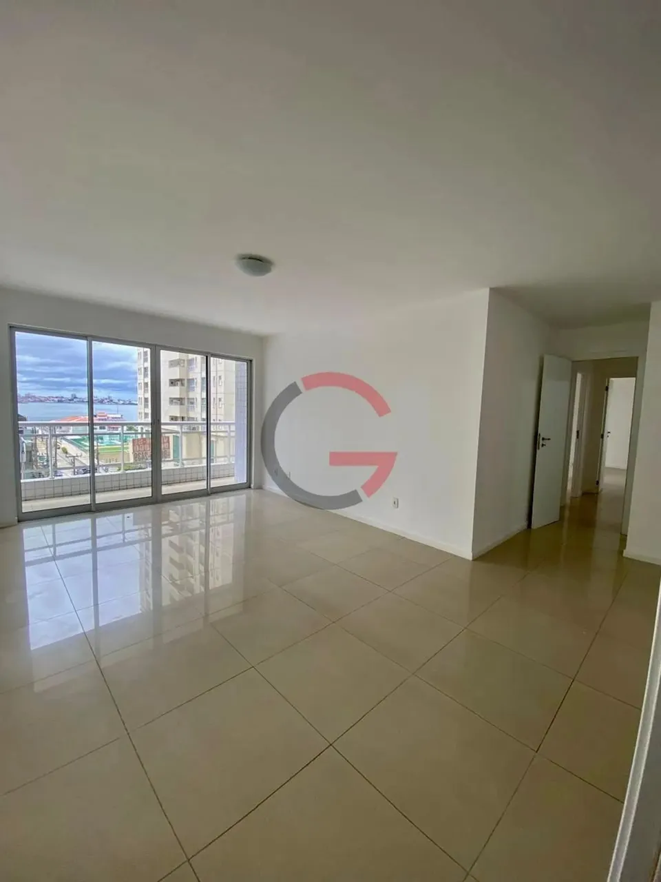Venda e Locação: Apartamento 3 Suítes em Ponta D'Areia