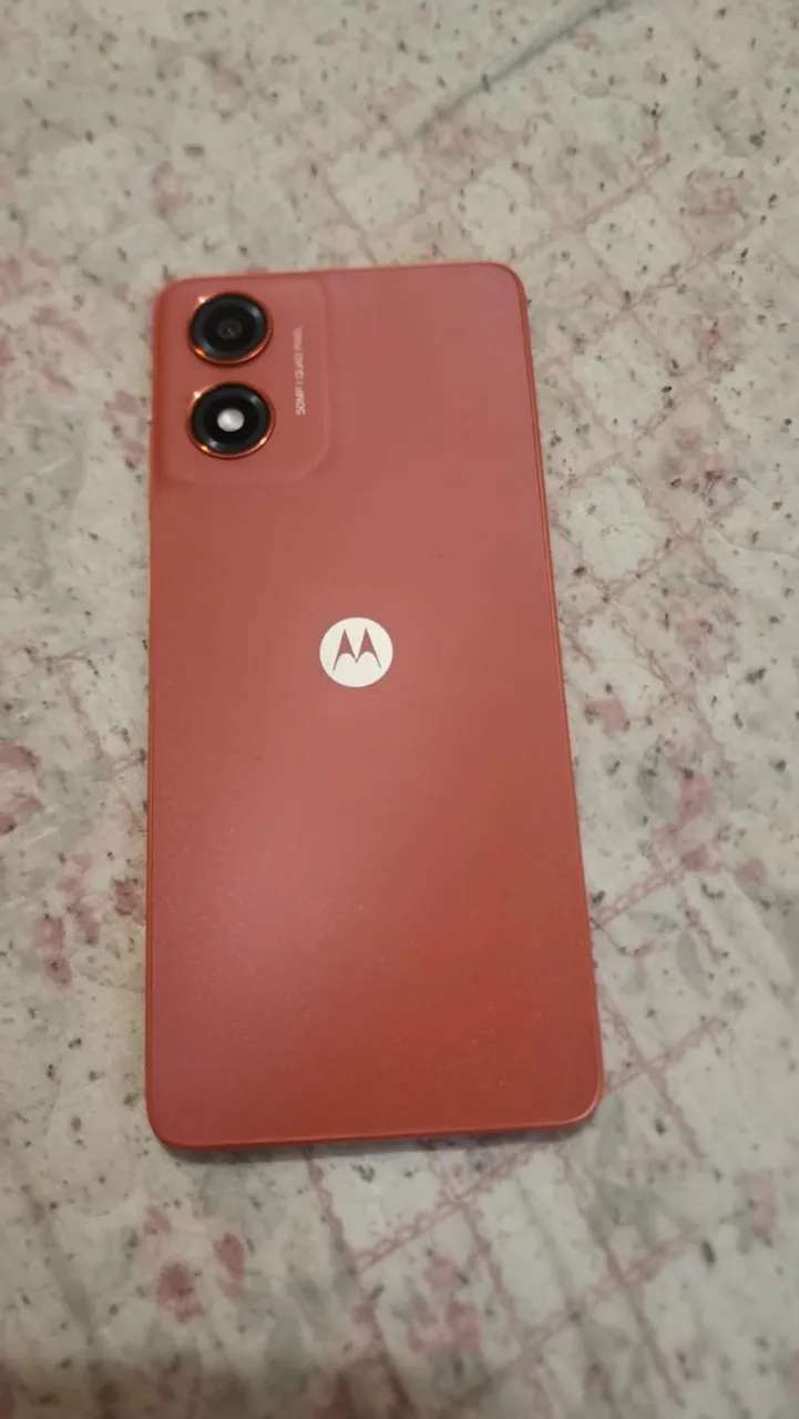 Moto g04s usado 350