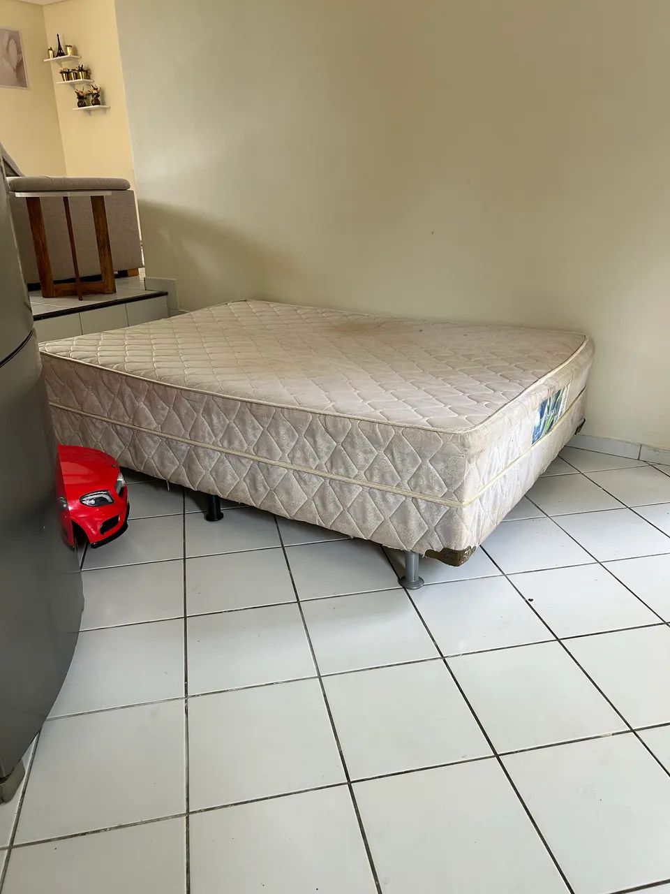 Cama de casal 64187856423681120