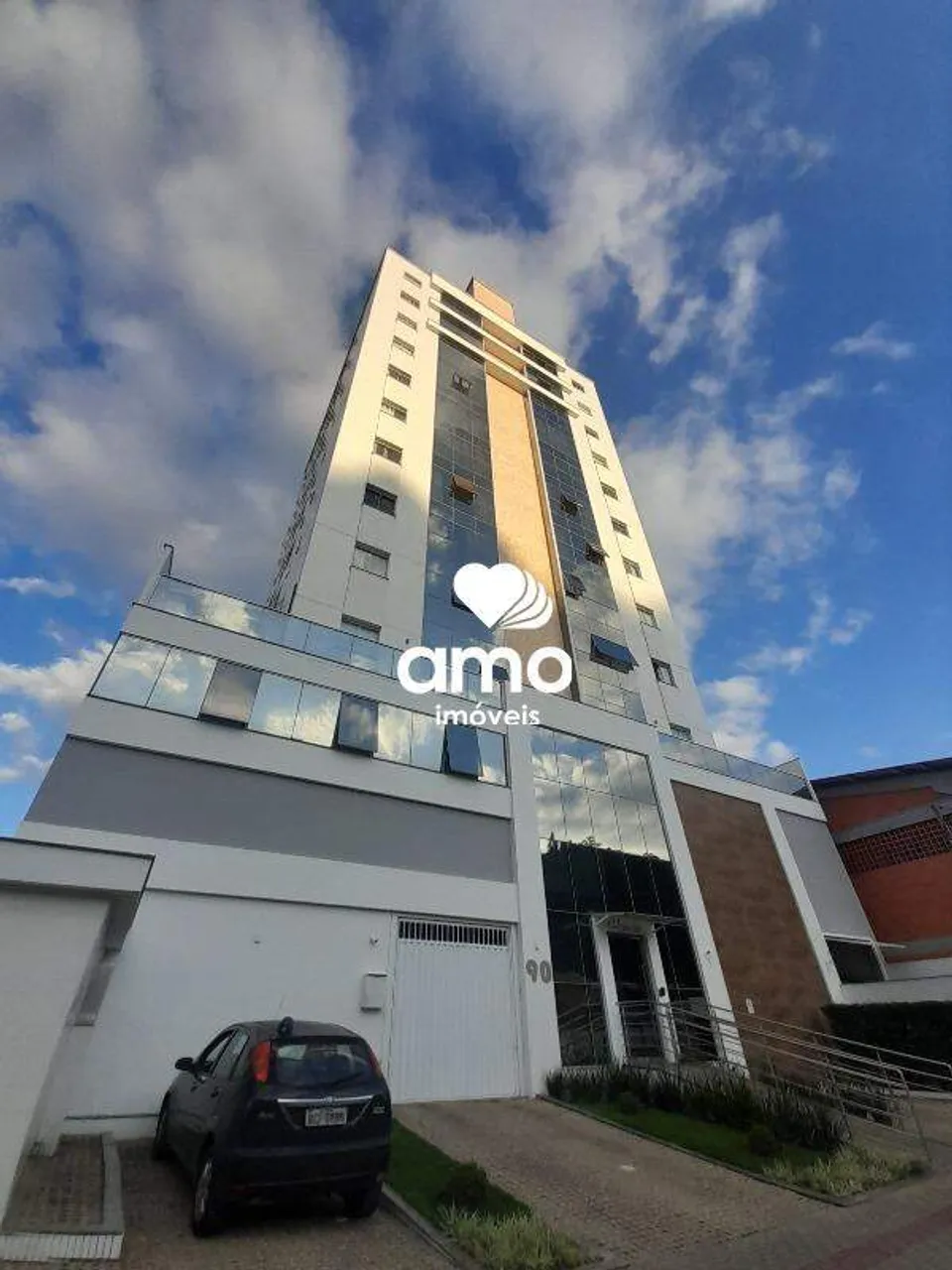 Apartamento semi-mobiliado para alugar no bairro São Luiz em Brusque