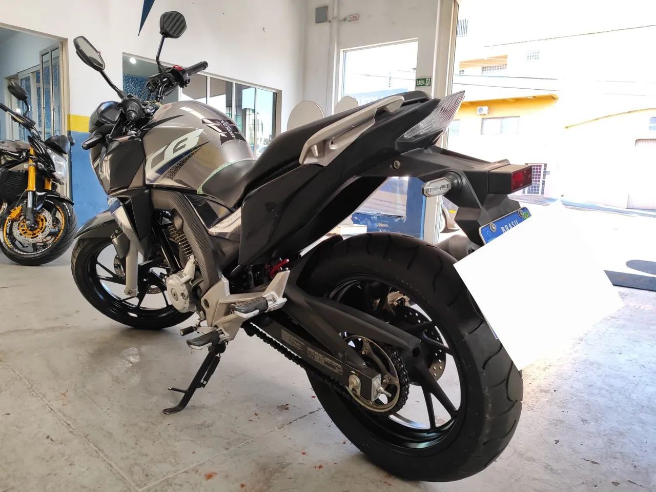 CB 250 TWISTER 2020 - Foto 2