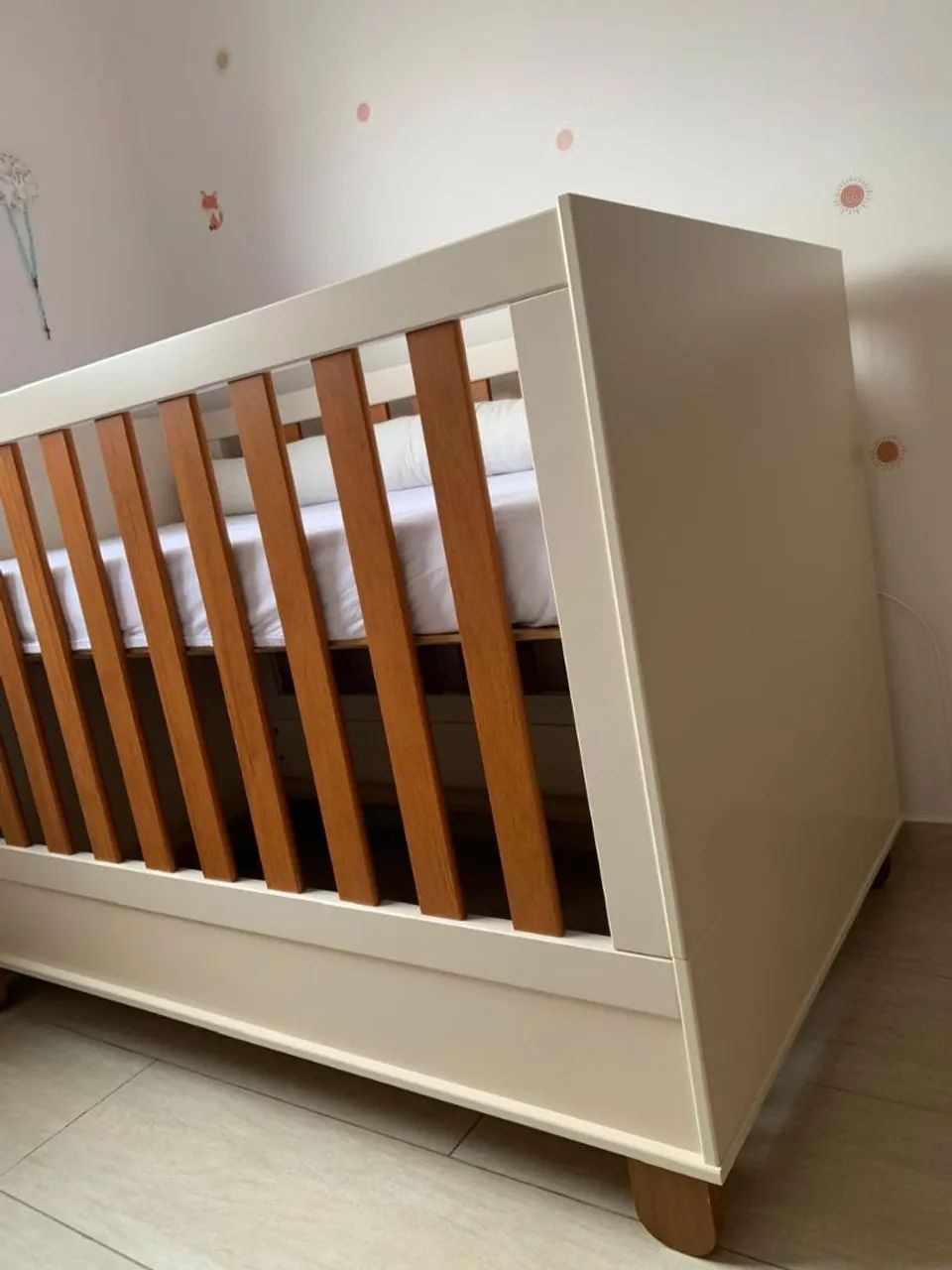 Berço americano Allegrini Baby com colchão