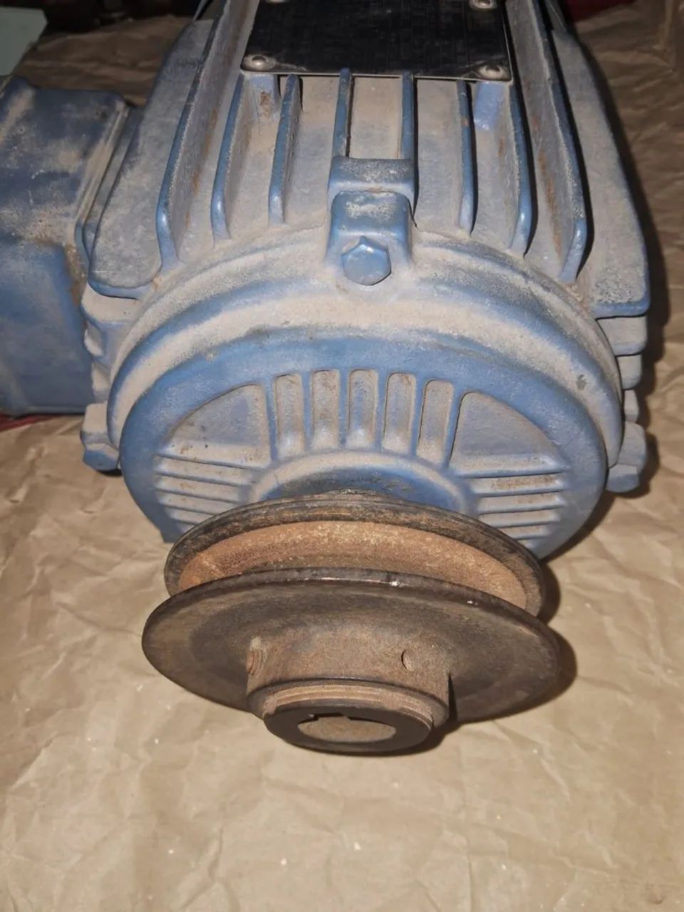 Motor de elevador  - Foto 2