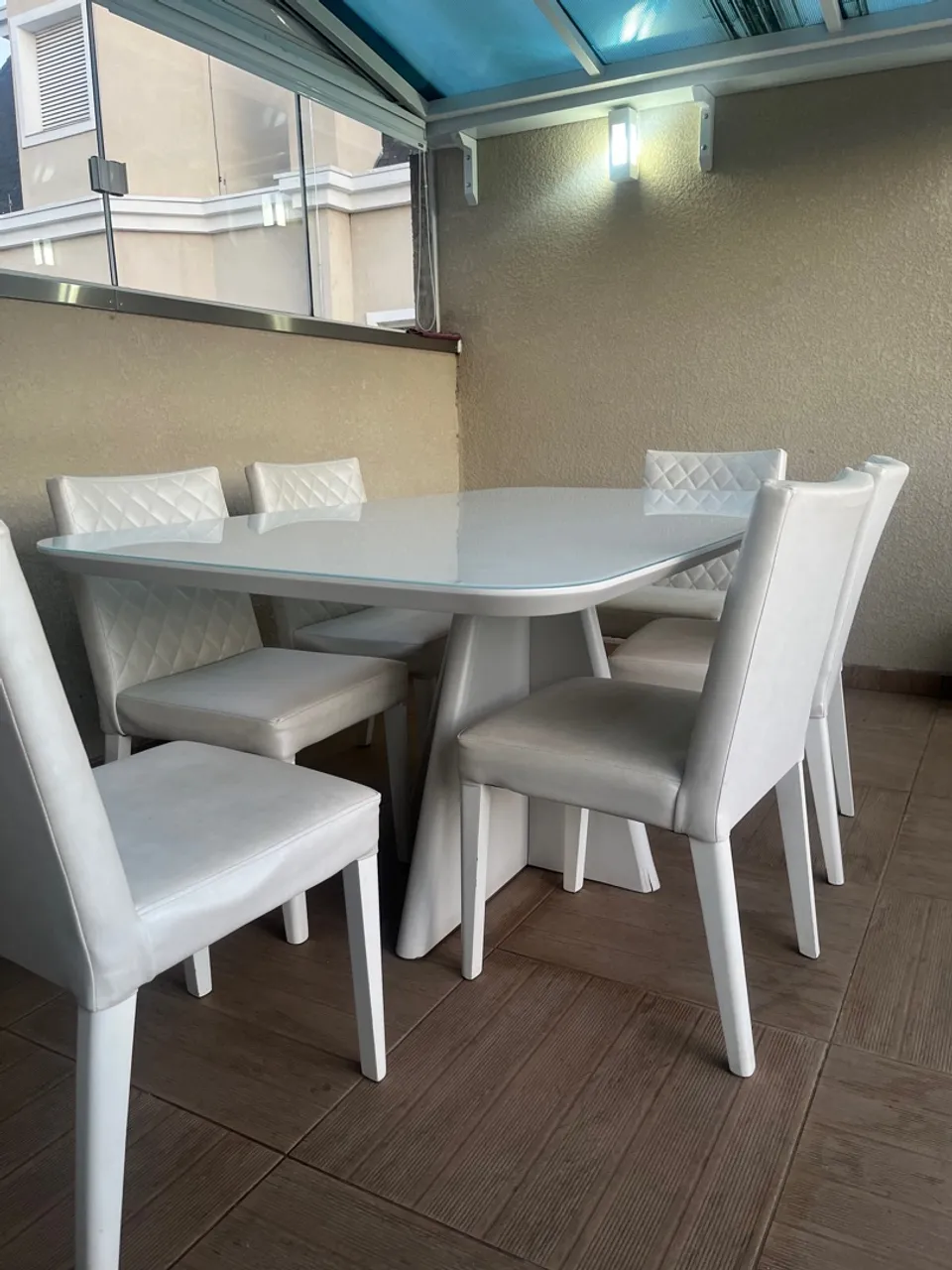 Mesa de Jantar Branca com 6 Cadeiras