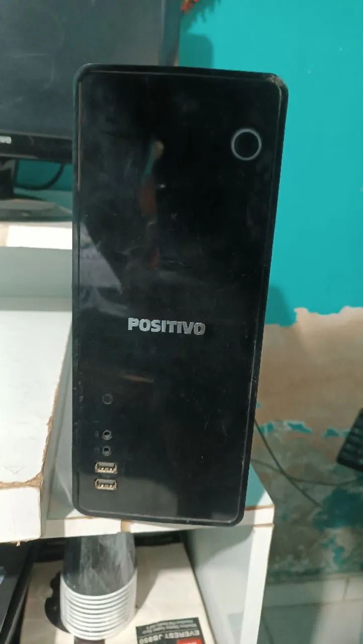 Computador CPU Positivo