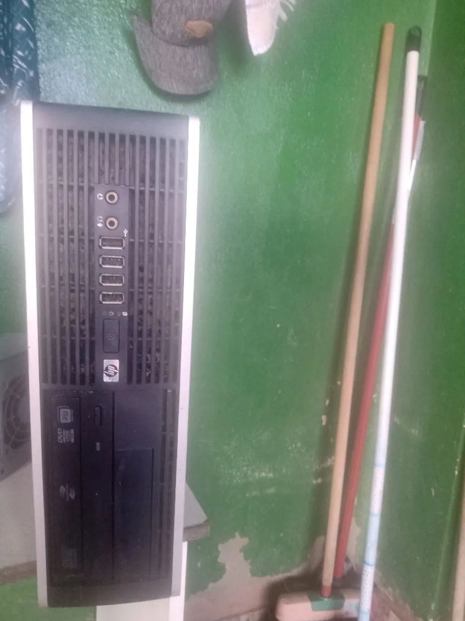 Gabinete Hp,fonte e gravadora.
