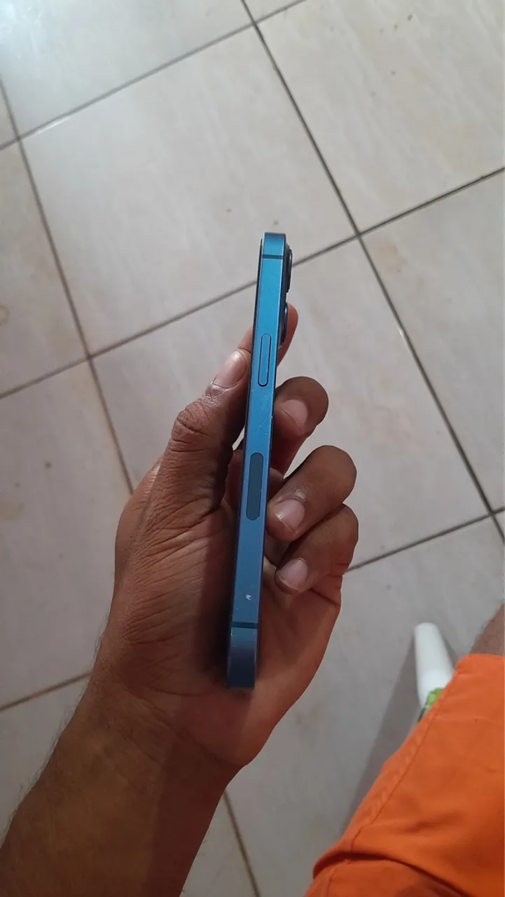 iPhone 13