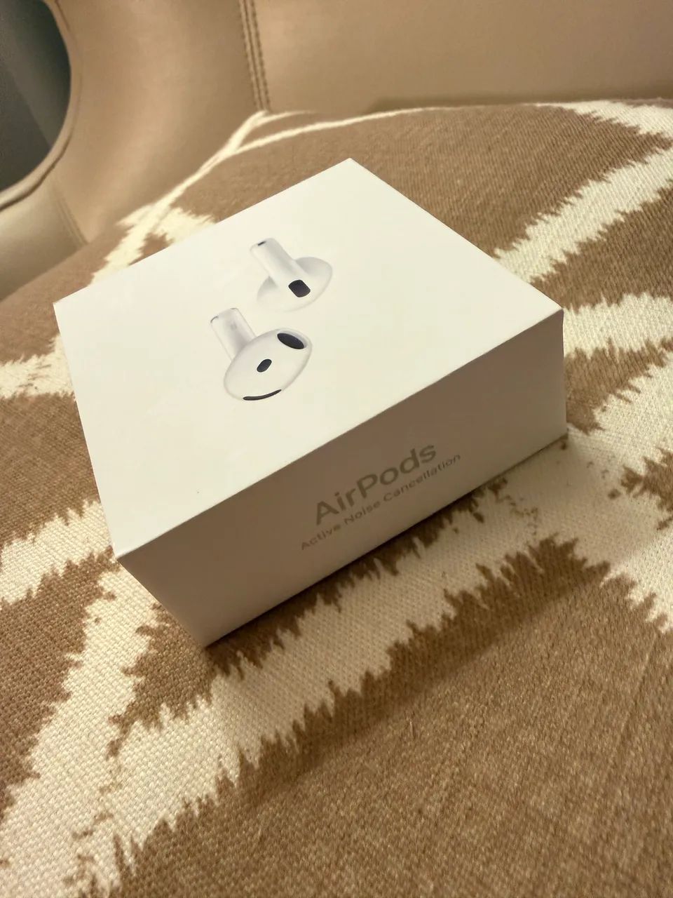 AirPods 4 Active Noise Cancellation NOVO com nota fiscal APPLE