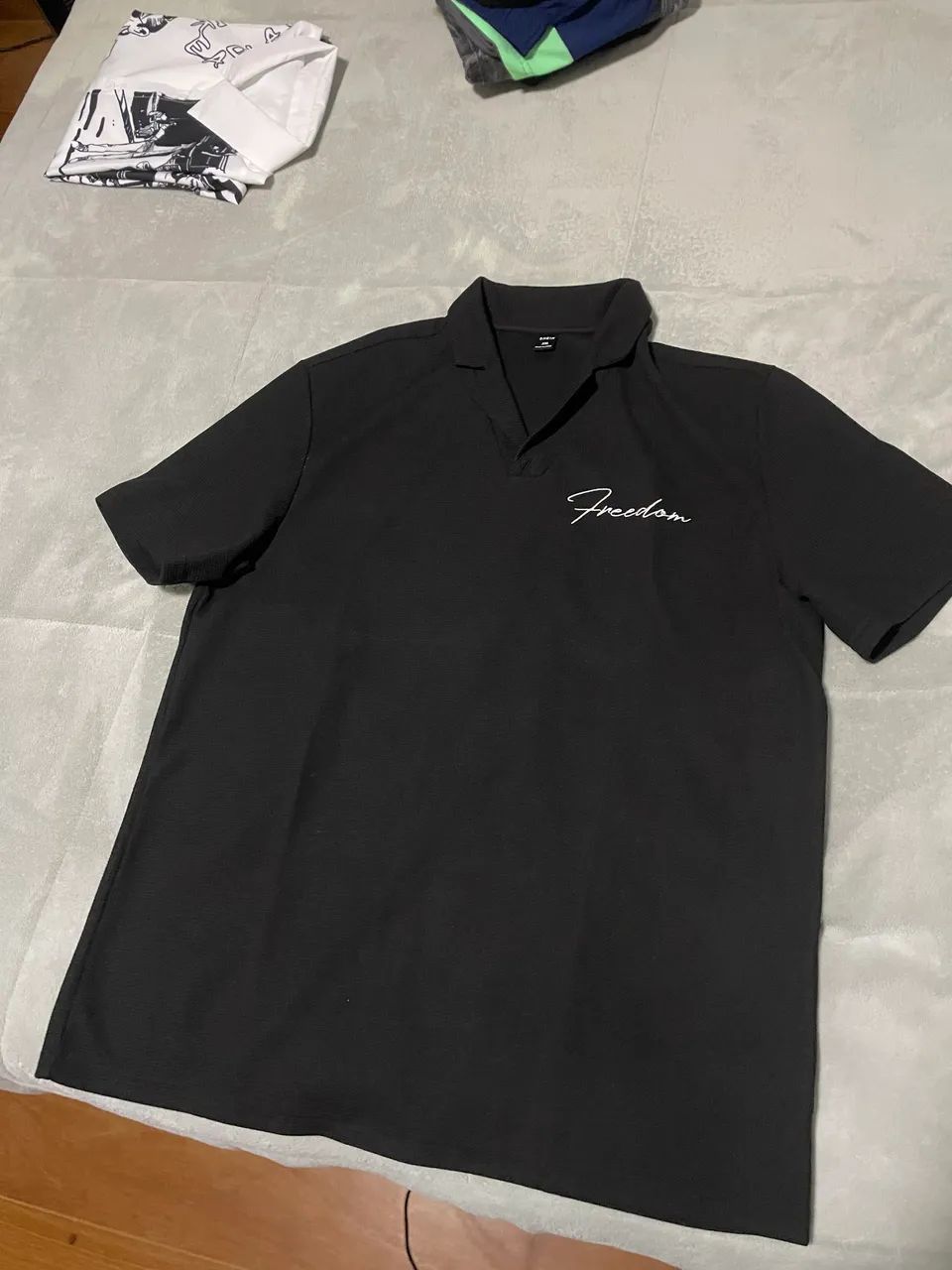 Camisa Shein Preta