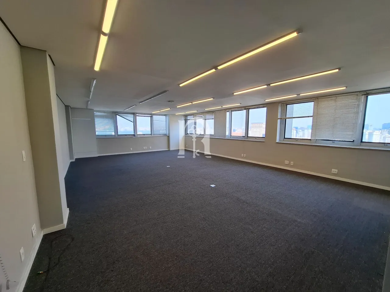 Sala Comercial à venda com 83 m² em Jardim Paulistano (Zona Oeste) - São Paulo - SP