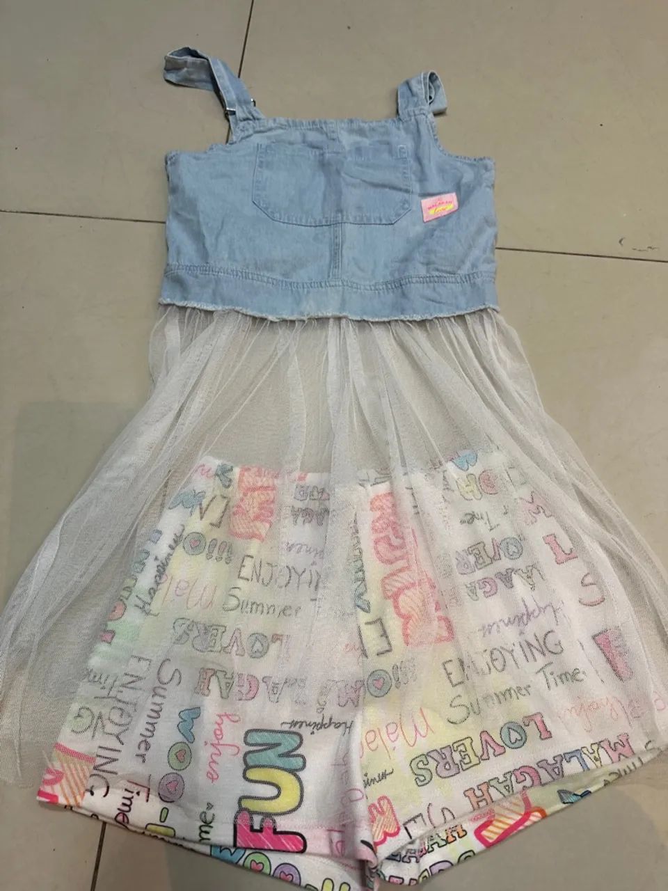Conjunto Infantil blusa jeans com tule e short em algodão TAM 10 anos - Foto 3