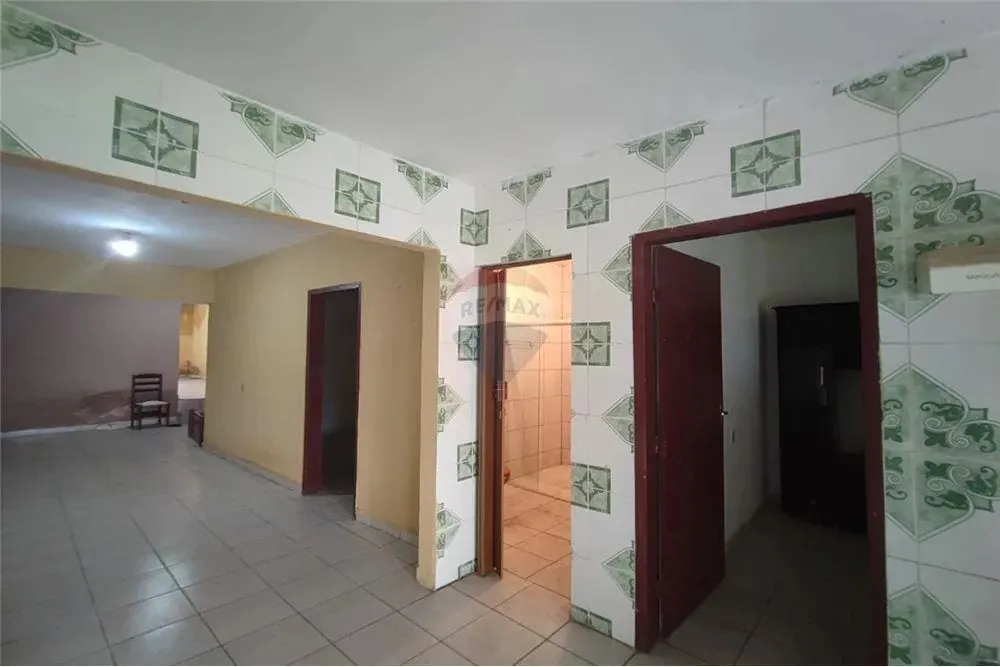 Procurando uma casa com ponto comercial? Aqui está!