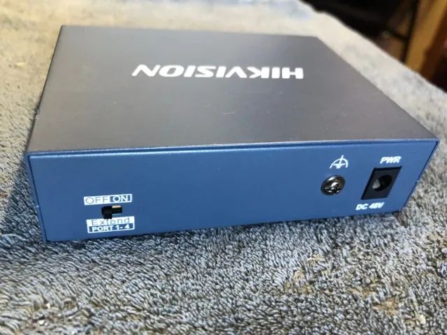 Switch 4 Portas Poe + uplink Inteligente Ethernet  Ds-3e1105p-ei/m - Foto 2